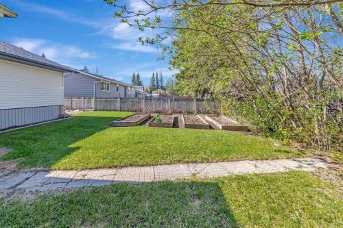16 1St Street West, Neilburg, SK - Outdoor