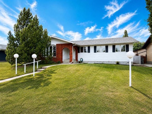 518 19th street  Wainwright, AB T9W 1J6