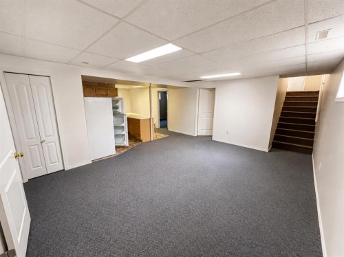 518 19Th Street, Wainwright, AB - Indoor