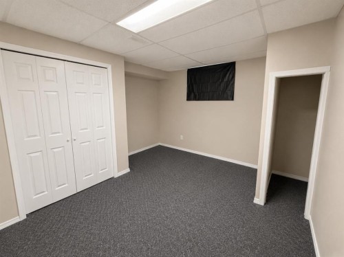 518 19Th Street, Wainwright, AB - Indoor