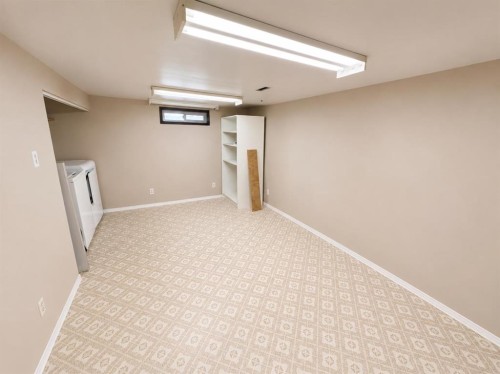 518 19Th Street, Wainwright, AB - Indoor