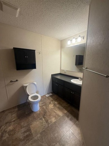 240 Main Street, Mervin, SK - Indoor Photo Showing Bathroom