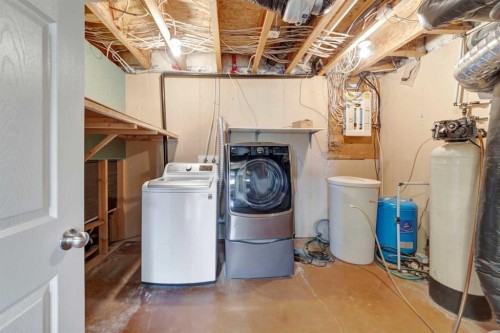 74 Hawkstone Estates, Rural Vermilion River, County Of, AB - Indoor Photo Showing Laundry Room