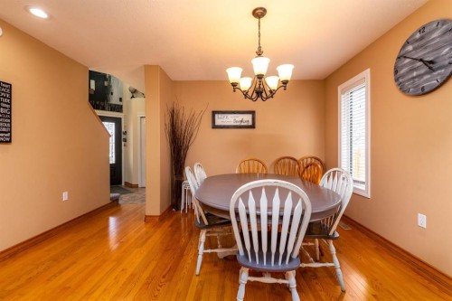 4005 60Th Avenue, Lloydminster, AB - Indoor Photo Showing Dining Room