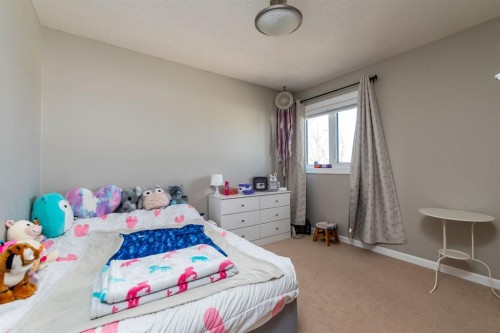4005 60Th Avenue, Lloydminster, AB - Indoor Photo Showing Bedroom