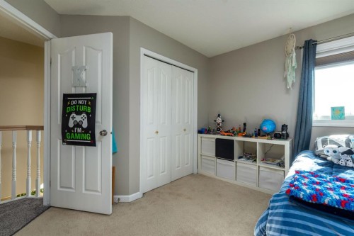 4005 60Th Avenue, Lloydminster, AB - Indoor Photo Showing Bedroom