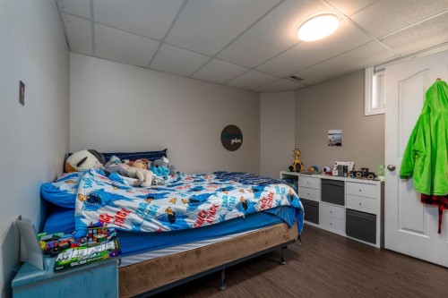4005 60Th Avenue, Lloydminster, AB - Indoor Photo Showing Bedroom