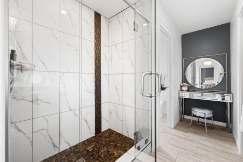 6210 20 Street Close, Lloydminster, AB 