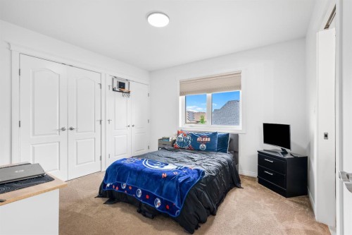 6210 20 Street Close, Lloydminster, AB 