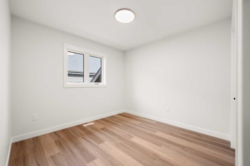 6021 20 Street, Lloydminster, AB - Indoor Photo Showing Other Room