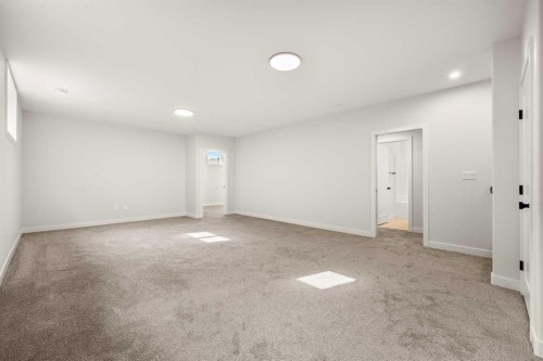 6021 20 Street, Lloydminster, AB - Indoor Photo Showing Other Room