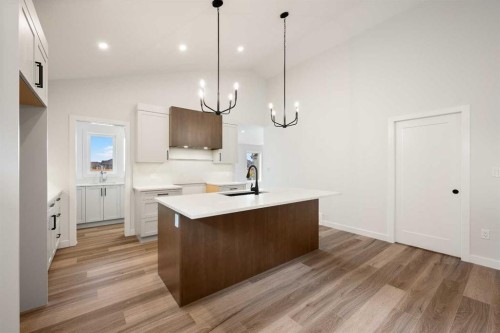 6021 20 Street, Lloydminster, AB - Indoor Photo Showing Kitchen