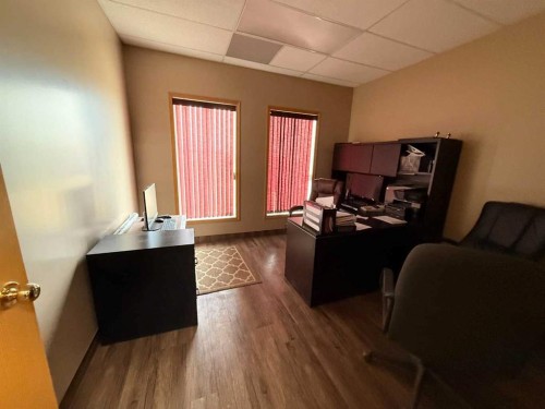 2101 17 Avenue, Wainwright, AB 