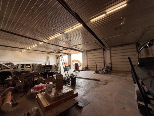 2101 17 Avenue, Wainwright, AB 