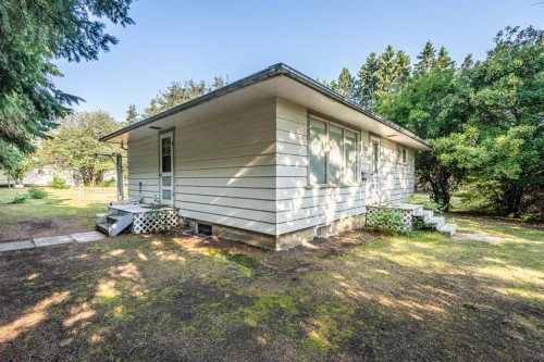 3302 50 Avenue, Lloydminster, AB 