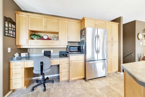 317 6 Avenue, Paradise Hill, SK - Indoor Photo Showing Kitchen
