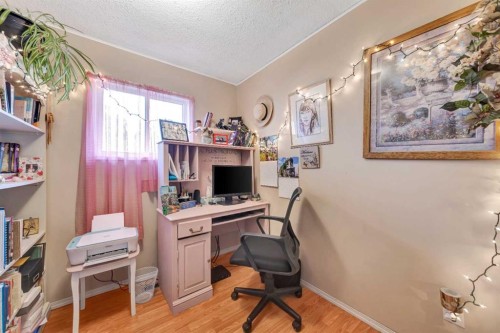 4-17 3 Avenue Se, Marshall, SK 