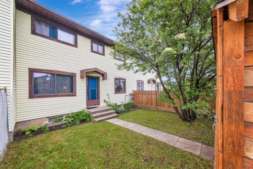 4-17 3 Avenue Se, Marshall, SK 