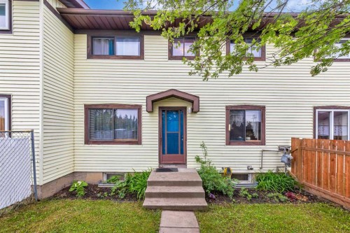 4-17 3 Avenue Se, Marshall, SK 