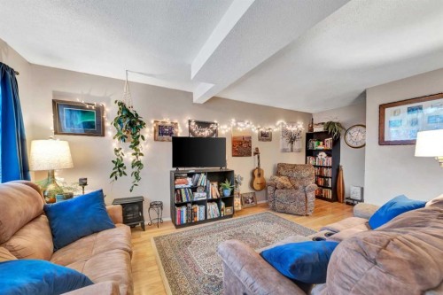 4-17 3 Avenue Se, Marshall, SK 