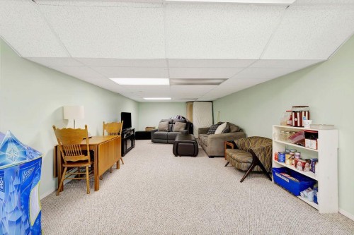 506 2Nd Street E, Maidstone, SK - Indoor