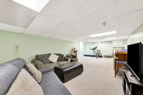 506 2Nd Street E, Maidstone, SK - Indoor
