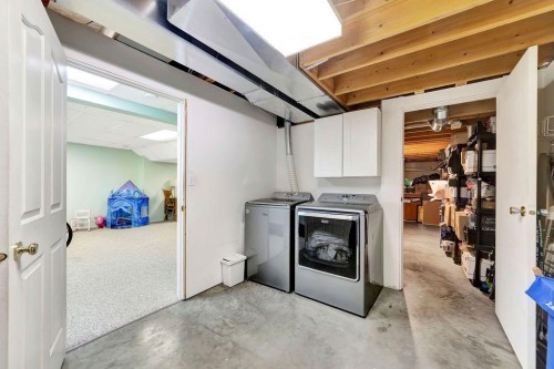 506 2Nd Street E, Maidstone, SK - Indoor Photo Showing Laundry Room