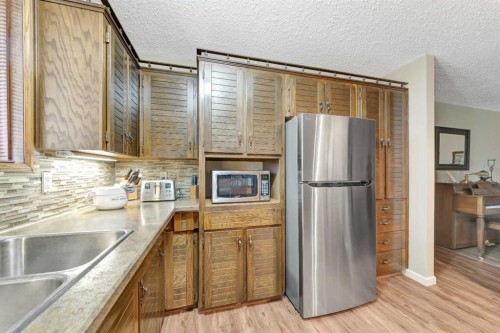 3104 58 Avenue, Lloydminster, AB 