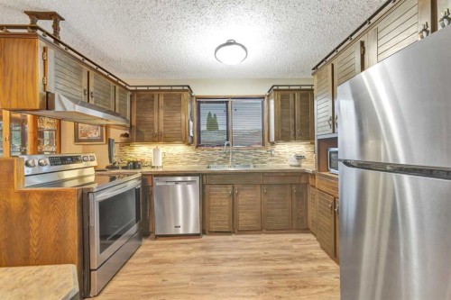 3104 58 Avenue, Lloydminster, AB 