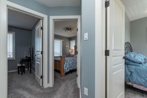 Unit 7-3390 72 Avenue, Lloydminster, AB - Indoor