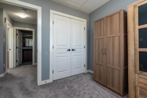 Unit 7-3390 72 Avenue, Lloydminster, AB - Indoor