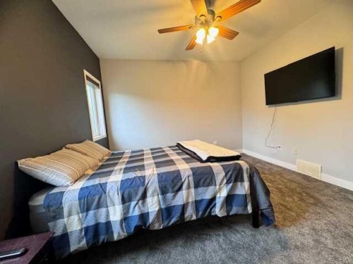 5317 16, Lloydminster, AB 