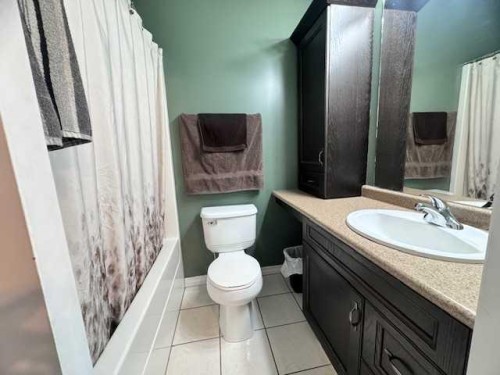 5317 16, Lloydminster, AB 