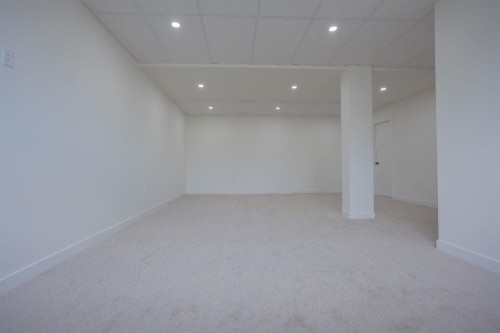 1029 7 Avenue, Wainwright, AB 