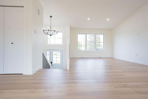 1029 7 Avenue, Wainwright, AB 