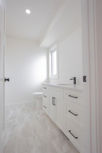 1029 7 Avenue, Wainwright, AB 