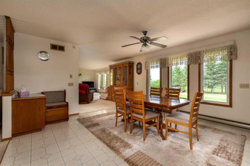 Ne 19-47-23-W3 Rm Eldon, Maidstone, SK - Indoor Photo Showing Dining Room