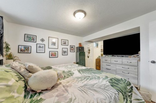 4910 58 Avenue, Lloydminster, AB 