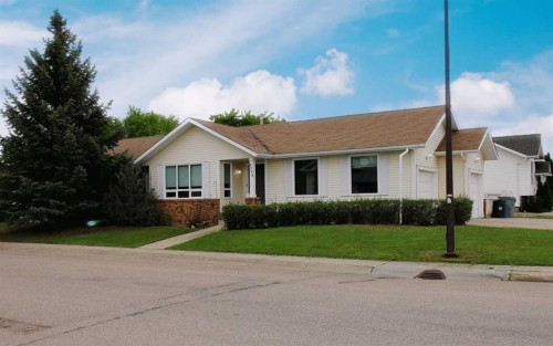 5224 23 Street, Lloydminster, AB - Outdoor