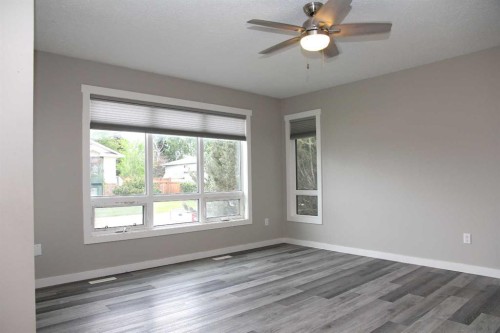 5224 23 Street, Lloydminster, AB - Indoor Photo Showing Other Room