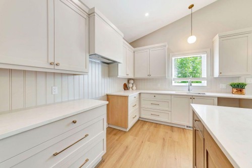 3701 70 Avenue, Lloydminster, AB 