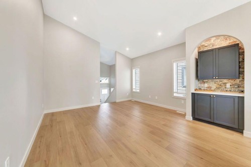 3701 70 Avenue, Lloydminster, AB 