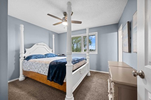5609 35 Street, Lloydminster, AB - Indoor Photo Showing Bedroom