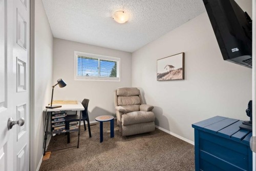 5609 35 Street, Lloydminster, AB - Indoor