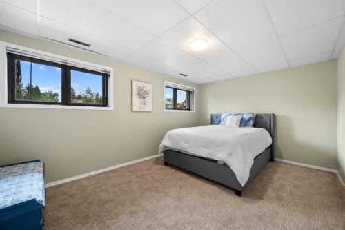 5609 35 Street, Lloydminster, AB - Indoor Photo Showing Bedroom