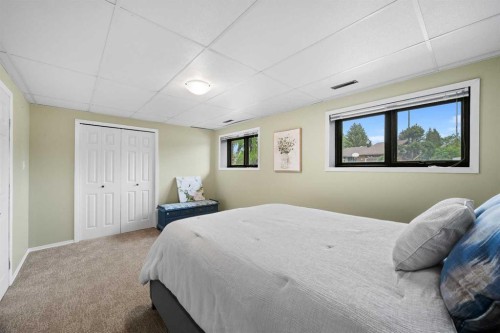 5609 35 Street, Lloydminster, AB - Indoor Photo Showing Bedroom