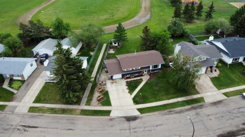5609 35 Street, Lloydminster, AB - Outdoor With View