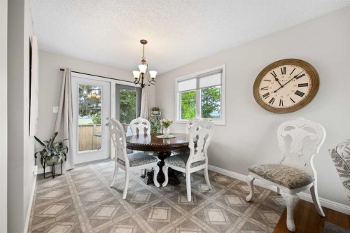 5609 35 Street, Lloydminster, AB - Indoor Photo Showing Dining Room