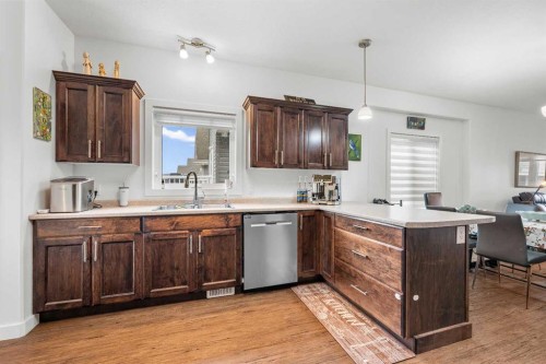 6015 18 Street, Lloydminster, AB - Indoor Photo Showing Kitchen With Double Sink