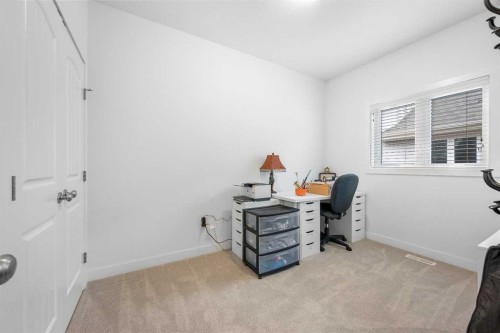 6015 18 Street, Lloydminster, AB - Indoor Photo Showing Office
